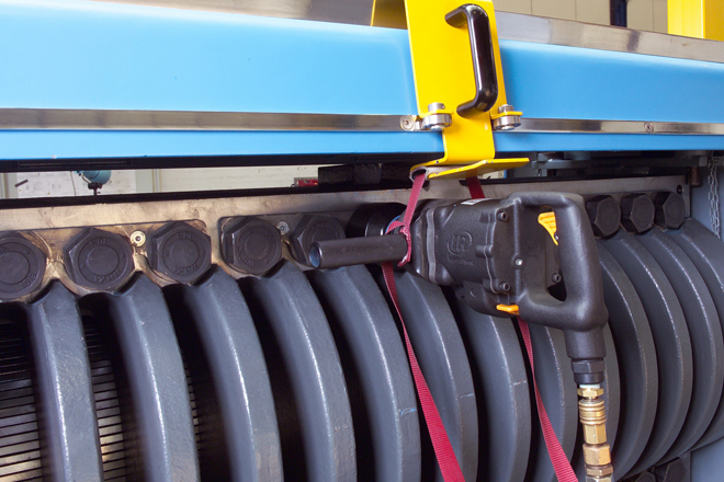 5- Schneckenpresse - Werkzeug zum &Ouml;ffnen